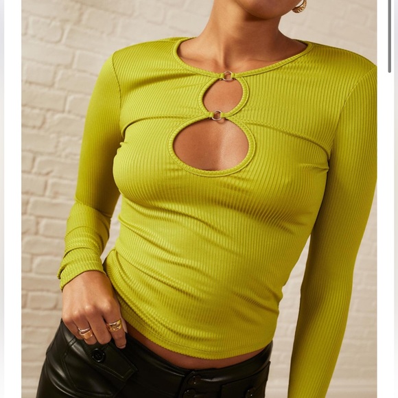 Urban Outfitters Green Chartreuse Going Out Top Cleavage Size Large - Picture 1 of 6